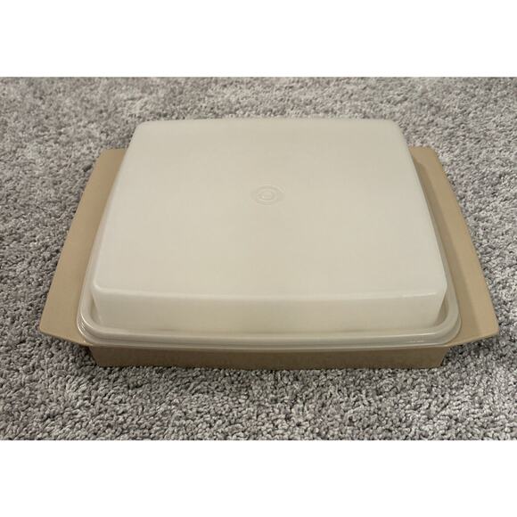 Vintage Tupperware Deviled Egg Keeper Carrier Tray Container Almond 723-2 USA - Picture 4 of 7